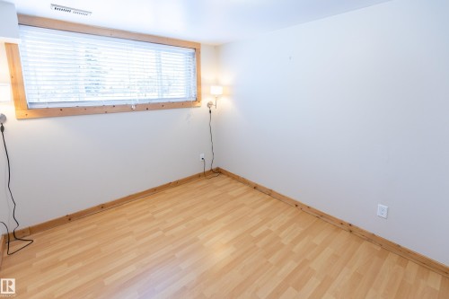 8335 76 Avenue, Edmonton, AB - Indoor Photo Showing Other Room
