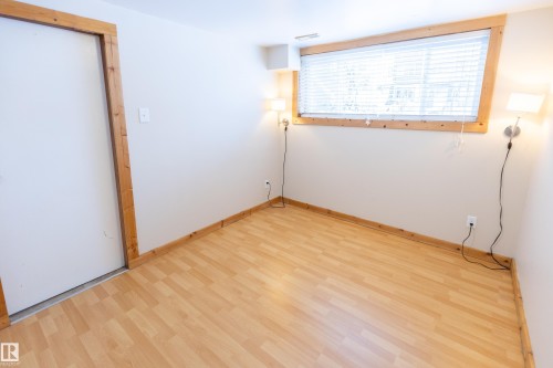 8335 76 Avenue, Edmonton, AB - Indoor Photo Showing Other Room