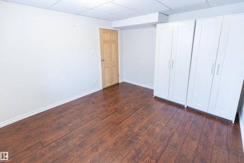 8335 76 Avenue, Edmonton, AB - Indoor Photo Showing Other Room