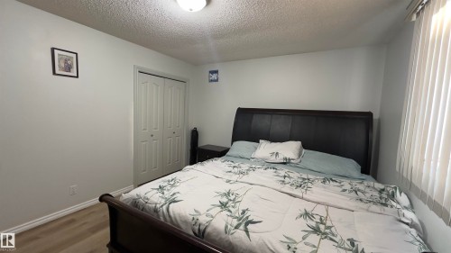 15024 55 Street, Edmonton, AB - Indoor Photo Showing Bedroom