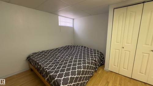 15024 55 Street, Edmonton, AB - Indoor Photo Showing Bedroom