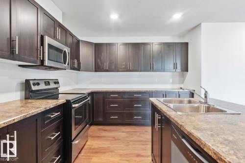 1103 1601 8 Avenue, Cold Lake, AB - Indoor Photo Showing Kitchen With Double Sink With Upgraded Kitchen