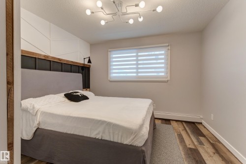 404 10420 93 Street, Edmonton, AB - Indoor Photo Showing Bedroom