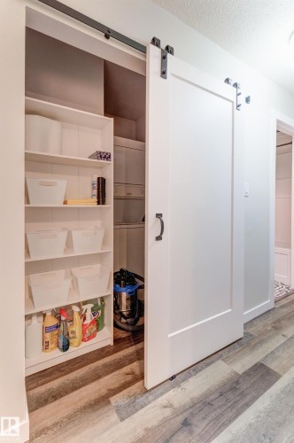 404 10420 93 Street, Edmonton, AB - Indoor Photo Showing Other Room