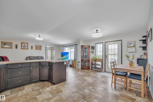 95 Willow Park Estates, Leduc, AB - Indoor