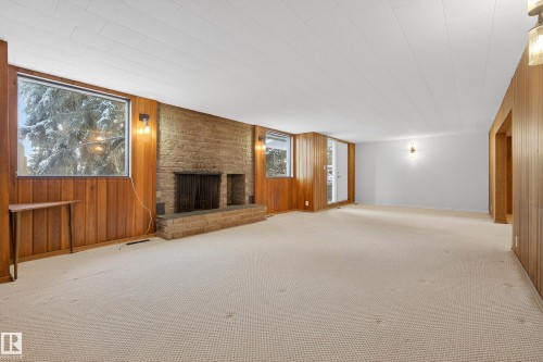 7814 Buena Vista Road, Edmonton, AB - Indoor With Fireplace