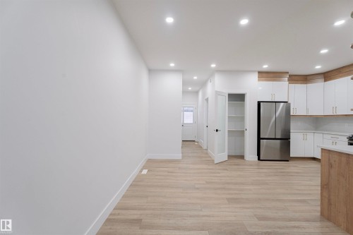 244 Rolston Wynd, Leduc, AB - Indoor