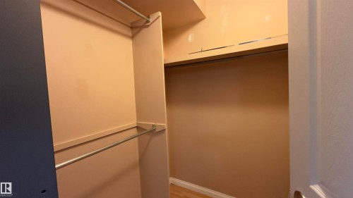 13085 39 Street, Edmonton, AB - Indoor