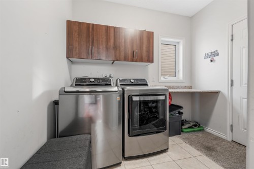 20524 58 Avenue, Edmonton, AB - Indoor Photo Showing Laundry Room