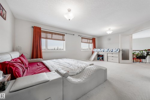 20524 58 Avenue, Edmonton, AB - Indoor Photo Showing Bedroom