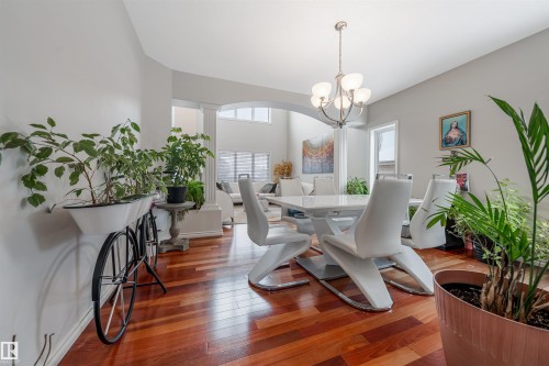 20524 58 Avenue, Edmonton, AB - Indoor Photo Showing Dining Room