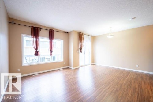 3117 Arthurs Crescent, Edmonton, AB - Indoor Photo Showing Other Room