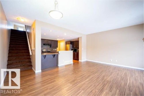 3117 Arthurs Crescent, Edmonton, AB - Indoor Photo Showing Other Room