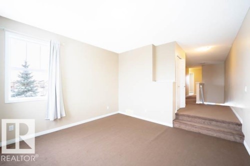 3117 Arthurs Crescent, Edmonton, AB - Indoor Photo Showing Other Room