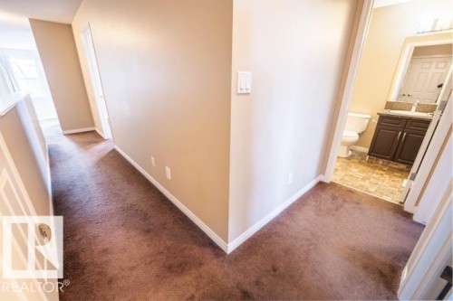 3117 Arthurs Crescent, Edmonton, AB - Indoor Photo Showing Other Room