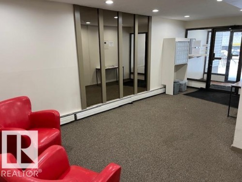 206 8149 111 Street, Edmonton, AB - Indoor Photo Showing Other Room