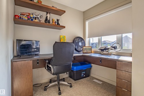 6013 Naden Landing, Edmonton, AB - Indoor Photo Showing Office