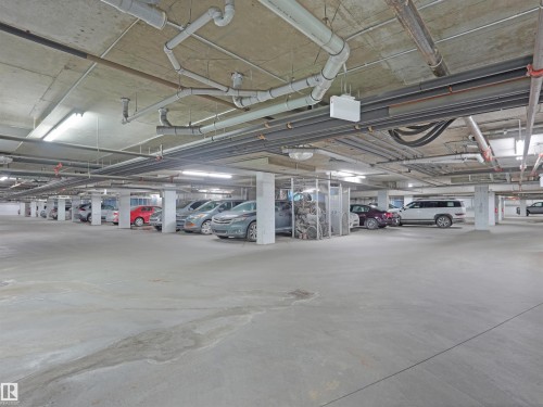 402 14604 125 Street, Edmonton, AB - Indoor Photo Showing Garage