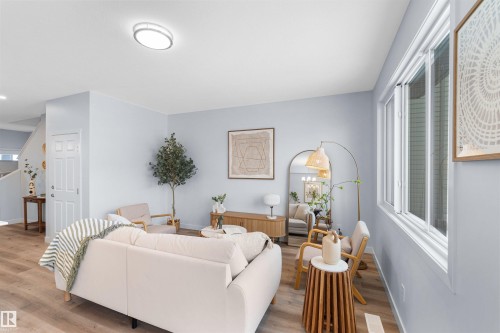 2013 209A Street, Edmonton, AB - Indoor