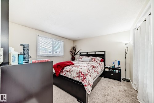 66 Ridgewood Terrace, St. Albert, AB - Indoor Photo Showing Bedroom