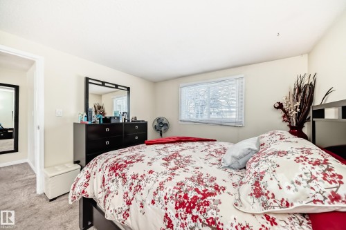 66 Ridgewood Terrace, St. Albert, AB - Indoor Photo Showing Bedroom