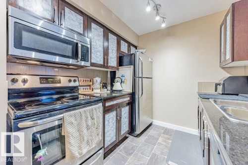 310 12025 22 Avenue, Edmonton, AB - Indoor Photo Showing Kitchen