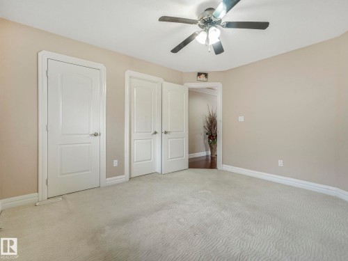6911 17 Avenue, Edmonton, AB - Indoor Photo Showing Other Room