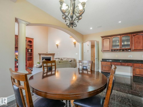 6911 17 Avenue, Edmonton, AB - Indoor Photo Showing Dining Room