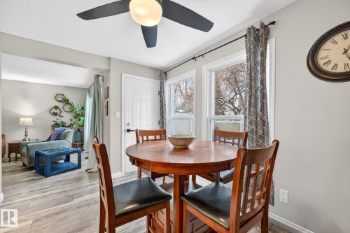 7 Grandview Ridge, St. Albert, AB - Indoor Photo Showing Dining Room