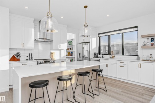 7, 55101 Ste. Anne Trail, Rural Lac Ste. Anne County, AB - Indoor Photo Showing Kitchen With Upgraded Kitchen