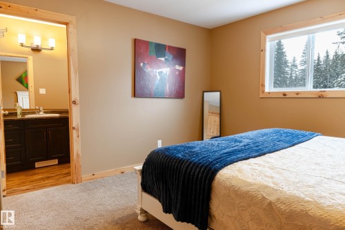 120 Lakeshore Drive, Rural Bonnyville M.D., AB - Indoor Photo Showing Bedroom