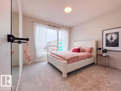 8104 230 Street, Edmonton, AB - Indoor Photo Showing Bedroom