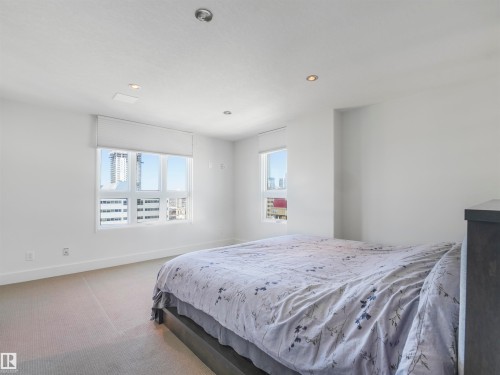 1704 9939 109 Street, Edmonton, AB - Indoor Photo Showing Bedroom