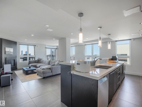 1704 9939 109 Street, Edmonton, AB - Indoor