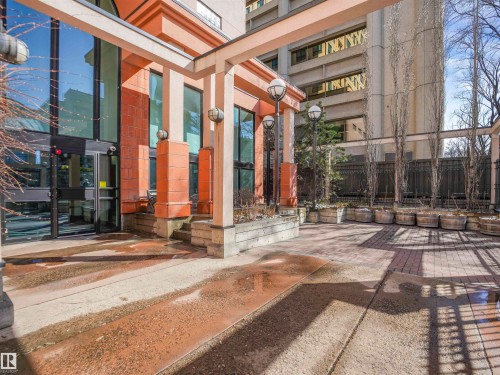 1704 9939 109 Street, Edmonton, AB - Outdoor With Facade