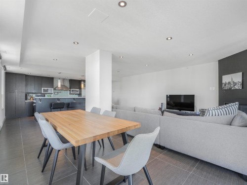 1704 9939 109 Street, Edmonton, AB - Indoor