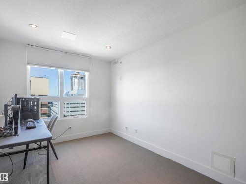 1704 9939 109 Street, Edmonton, AB - Indoor Photo Showing Office