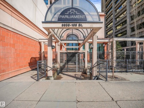 1704 9939 109 Street, Edmonton, AB - Outdoor