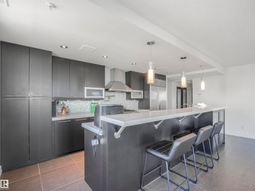 1704 9939 109 Street, Edmonton, AB - Indoor Photo Showing Kitchen With Upgraded Kitchen