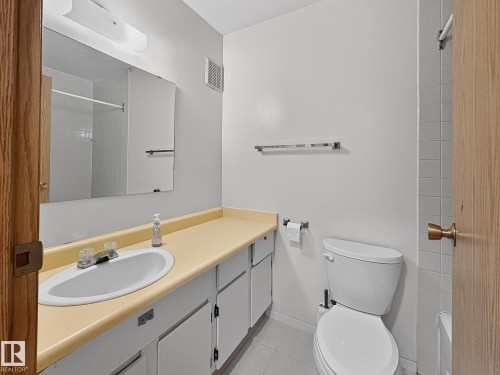 406 2620 Mill Woods Road E, Edmonton, AB - Indoor Photo Showing Bathroom