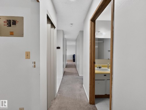 406 2620 Mill Woods Road E, Edmonton, AB - Indoor Photo Showing Other Room