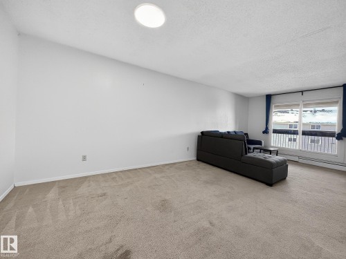 406 2620 Mill Woods Road E, Edmonton, AB - Indoor