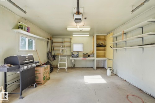 14208 30 Street, Edmonton, AB - Indoor