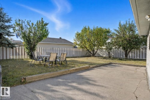 14208 30 Street, Edmonton, AB - Outdoor