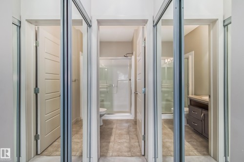 457 7805 71 Street, Edmonton, AB - Indoor Photo Showing Bathroom