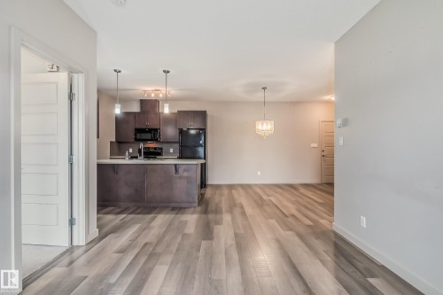 457 7805 71 Street, Edmonton, AB - Indoor Photo Showing Kitchen