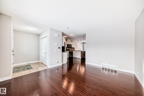 512 Chappelle Drive, Edmonton, AB - Indoor Photo Showing Other Room