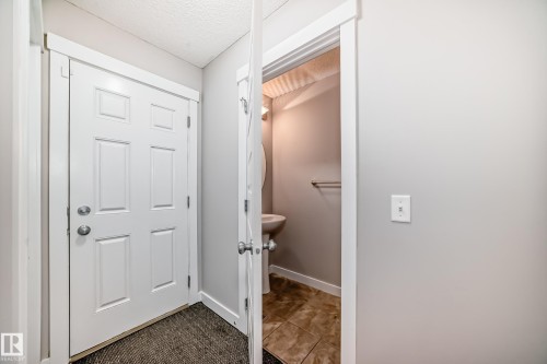 512 Chappelle Drive, Edmonton, AB - Indoor Photo Showing Other Room