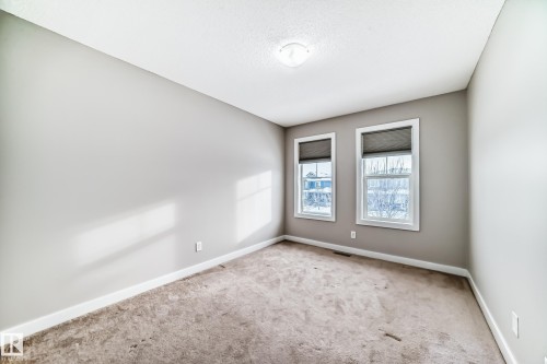 512 Chappelle Drive, Edmonton, AB - Indoor Photo Showing Other Room