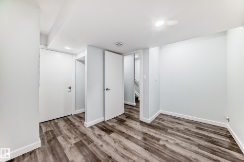512 Chappelle Drive, Edmonton, AB - Indoor Photo Showing Other Room